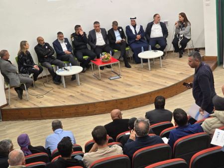 مدرسة أورط أبو تلول تستضيف مؤتمر "مجتمع بدون عنف"